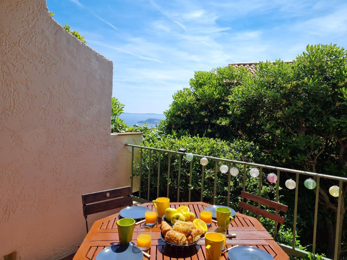 Bel Appartement Renove, Avec Terrasse Et Piscine La Croix-Valmer Exterior photo