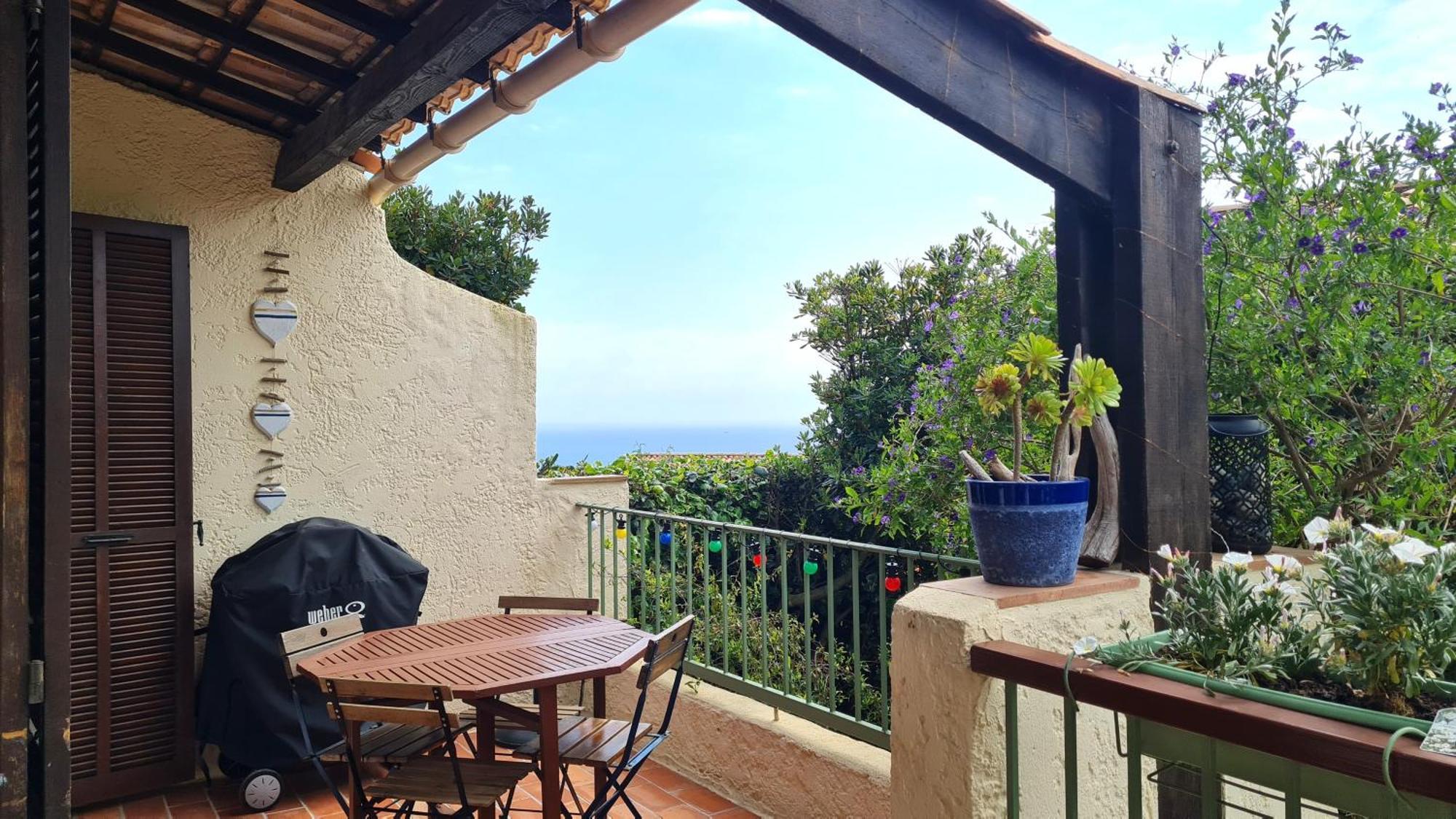 Bel Appartement Renove, Avec Terrasse Et Piscine La Croix-Valmer Exterior photo