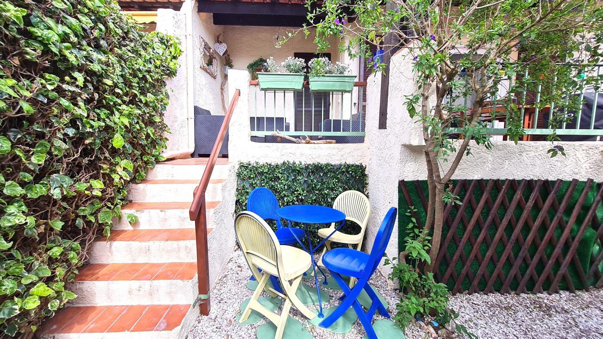 Bel Appartement Renove, Avec Terrasse Et Piscine La Croix-Valmer Exterior photo
