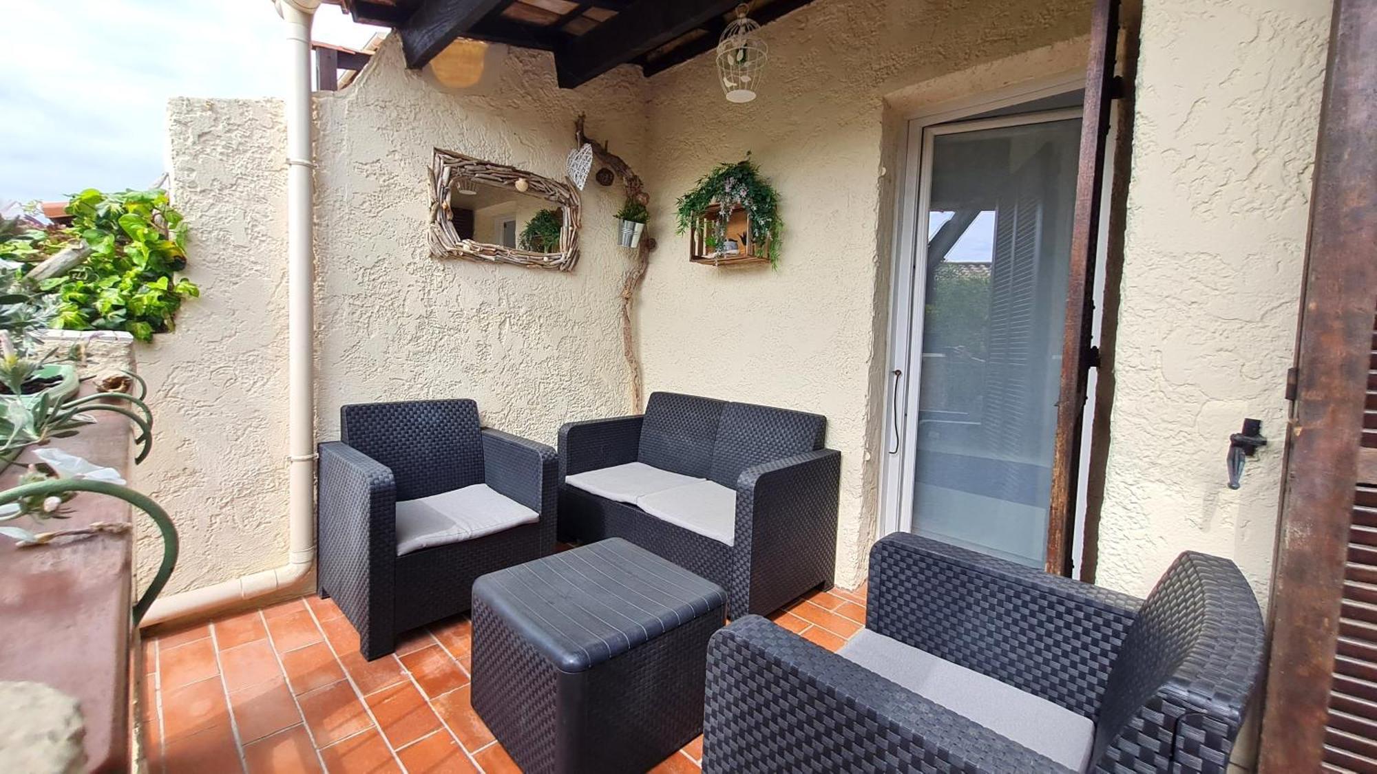 Bel Appartement Renove, Avec Terrasse Et Piscine La Croix-Valmer Exterior photo